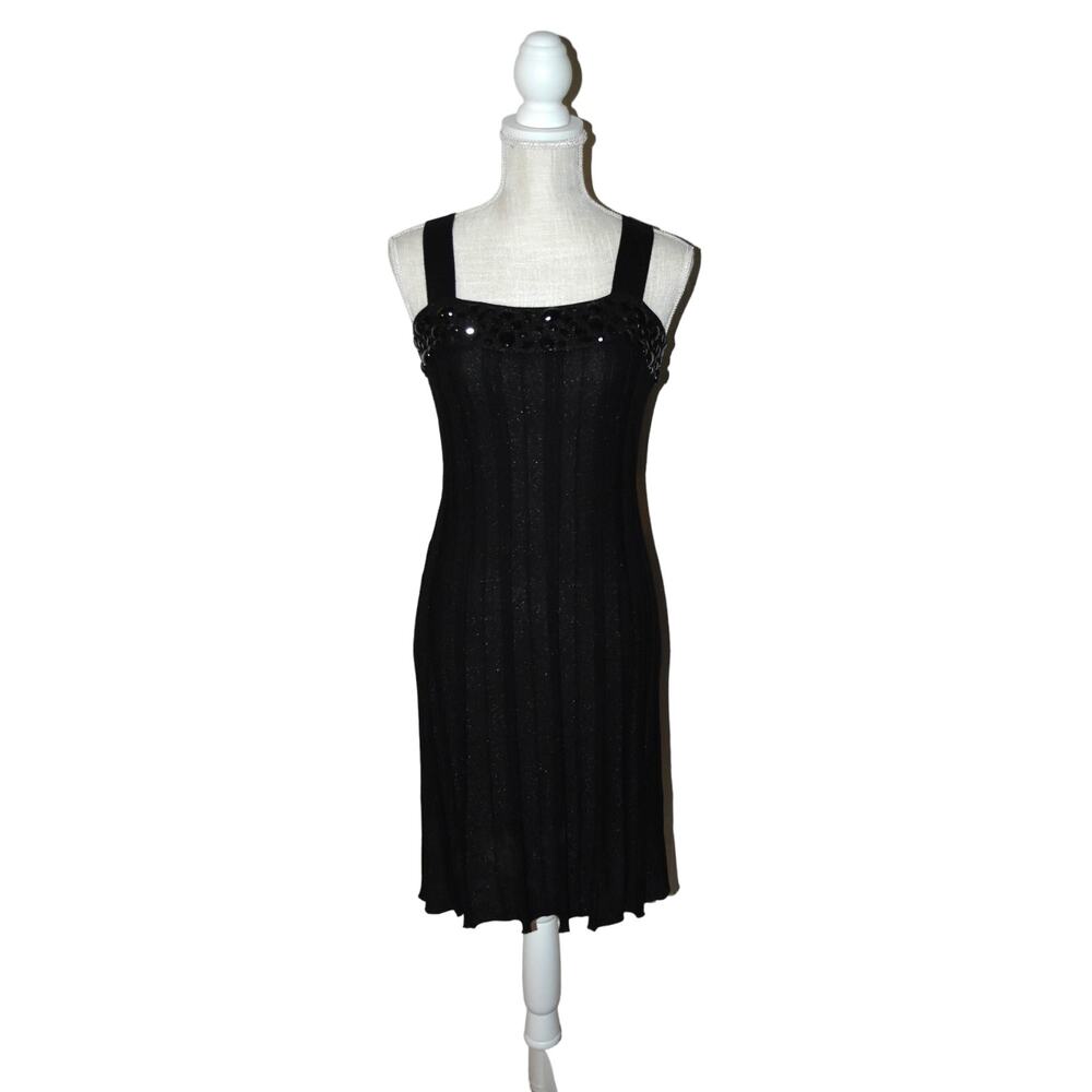 WDNY Size 10 Black Evening Dress * Beaded